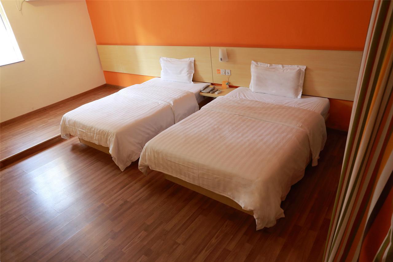 7Days Inn Shantou Coach Terminal Huang He Road Exterior photo